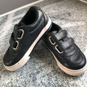 Nautica Faux Leather Boys Shoes Size 6